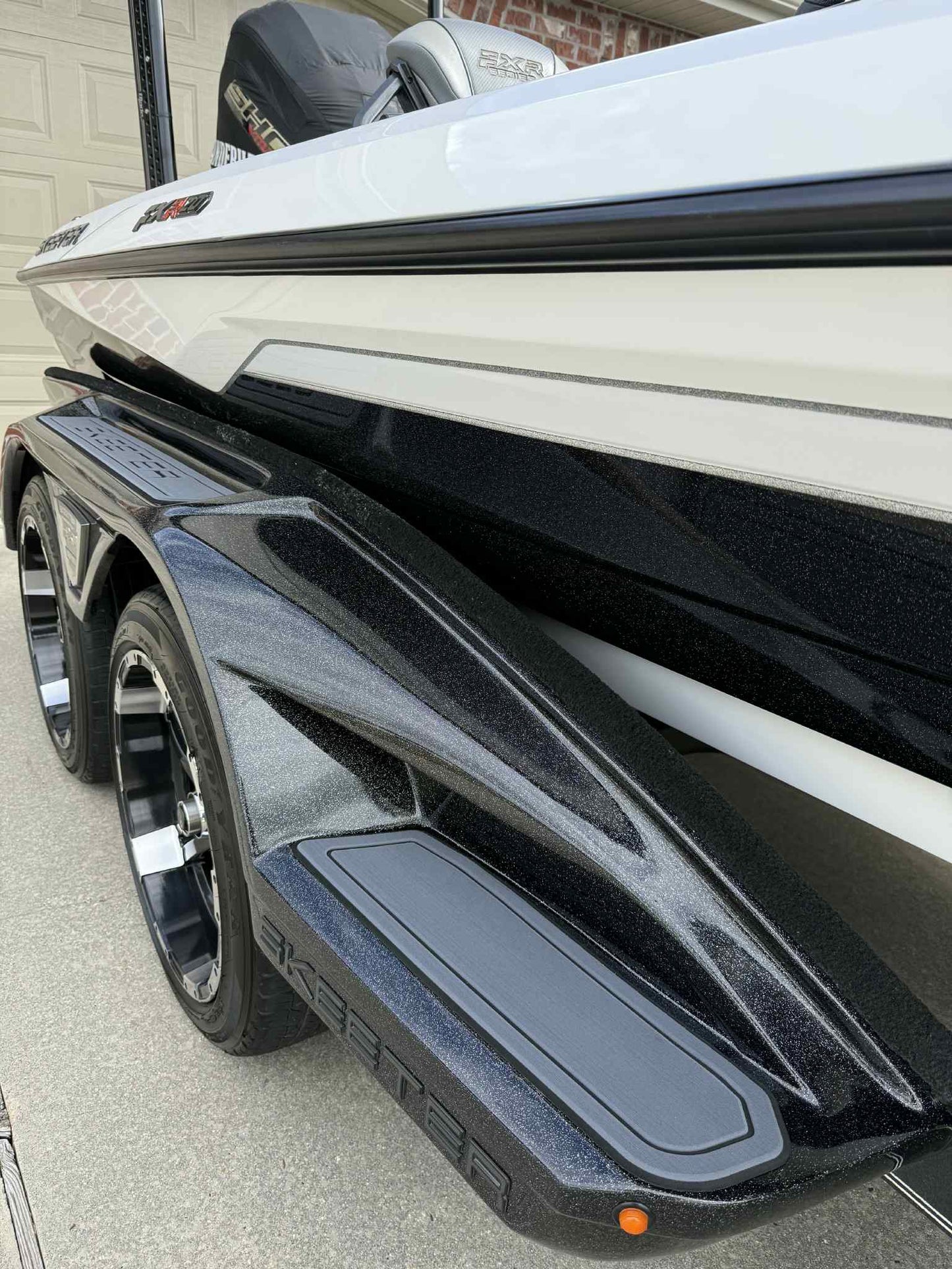Dura-Deck Skeeter EVA foam FXR trailer pad aset in deep gray over black
