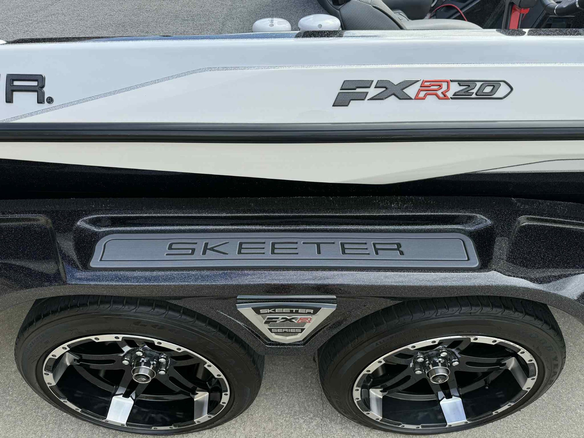Dura-Deck Skeeter EVA foam fxr trailer pad set in deep gray over black